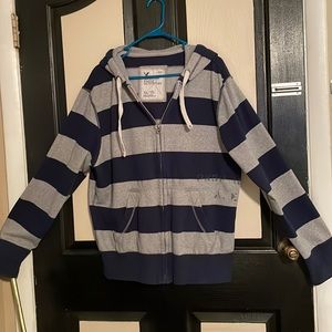 Men’s American Eagle Outfitters zip-up sweatshirt